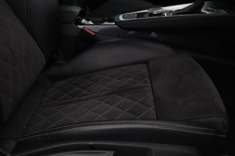 2023 (73) AUDI TT 40 TFSI Black Edition 2dr S Tronic 5786379