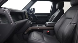 2022 (72) LAND ROVER DEFENDER 2.0 P400e X 110 5dr Auto 5760328
