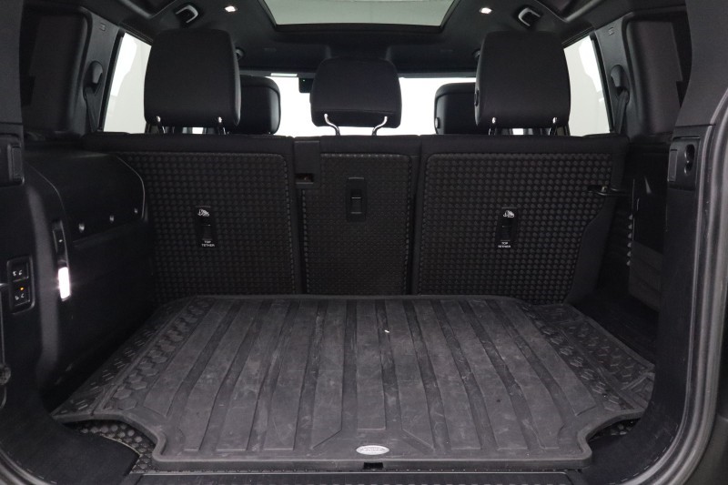 2022 (72) LAND ROVER DEFENDER 2.0 P400e X 110 5dr Auto 5760384