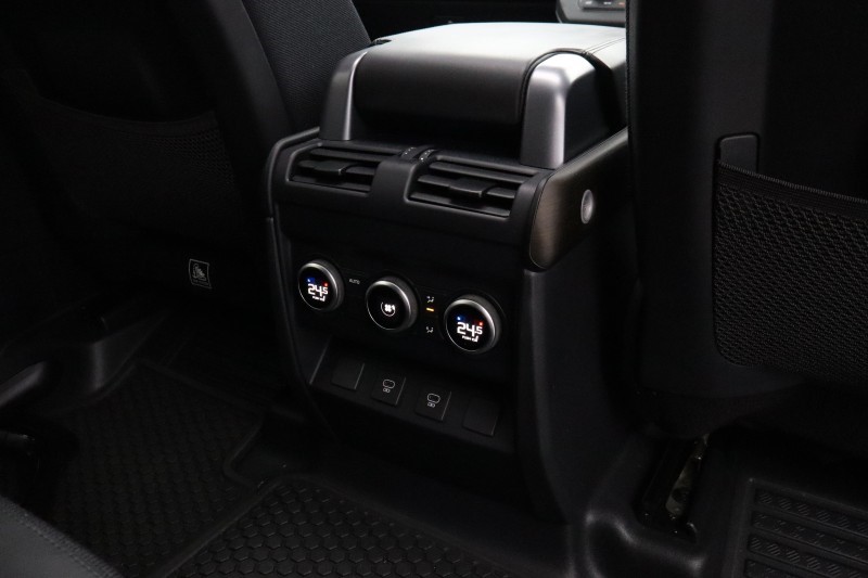 2022 (72) LAND ROVER DEFENDER 2.0 P400e X 110 5dr Auto 5760333