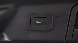 2024 (24) LAND ROVER RANGE ROVER VELAR 2.0 D200 MHEV Dynamic SE 5dr Auto 5793348