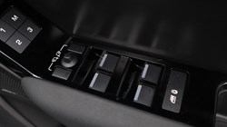 2024 (24) LAND ROVER RANGE ROVER VELAR 2.0 D200 MHEV Dynamic SE 5dr Auto 5793335