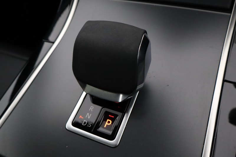 2024 (24) LAND ROVER RANGE ROVER VELAR 2.0 D200 MHEV Dynamic SE 5dr Auto 5793359