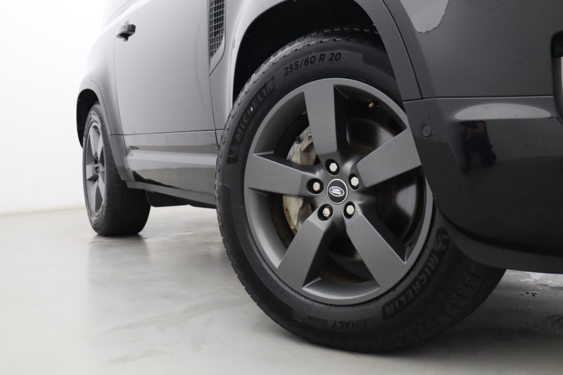 2025 (74) LAND ROVER DEFENDER 3.0 D350 X-Dynamic HSE 90 3dr Auto 5761383