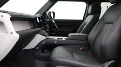 2025 (74) LAND ROVER DEFENDER 3.0 D350 X-Dynamic HSE 90 3dr Auto 5761343