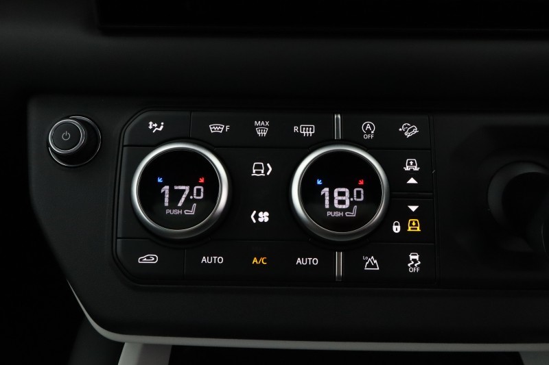 2025 (74) LAND ROVER DEFENDER 3.0 D350 X-Dynamic HSE 90 3dr Auto 5761374
