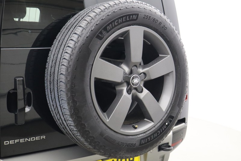 2025 (74) LAND ROVER DEFENDER 3.0 D350 X-Dynamic HSE 90 3dr Auto 5761391