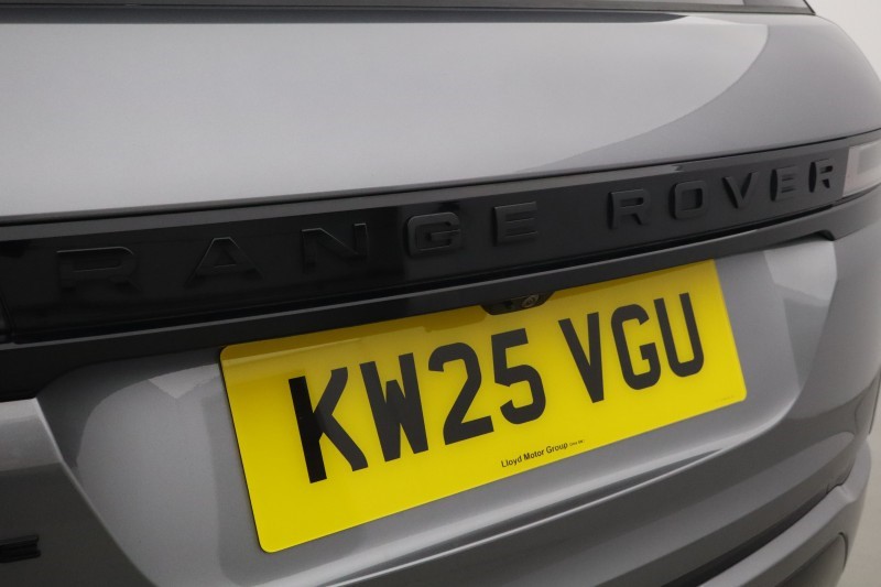2025 (25) LAND ROVER RANGE ROVER EVOQUE 2.0 D200 Autobiography 5dr Auto [Revised] 5803433