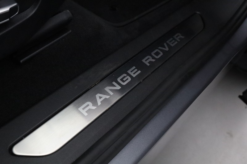 2025 (25) LAND ROVER RANGE ROVER EVOQUE 2.0 D200 Autobiography 5dr Auto [Revised] 5803398