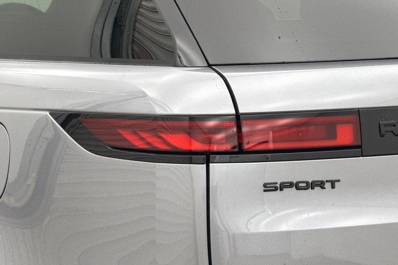 2024 (74) LAND ROVER RANGE ROVER SPORT 3.0 P460e Dynamic SE 5dr Auto 5750496