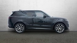 2025 (74) LAND ROVER RANGE ROVER SPORT 3.0 D300 Dynamic SE 5dr Auto 5750442
