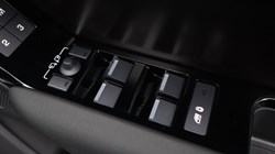 2026 (26) LAND ROVER RANGE ROVER VELAR 2.0 P400e Dynamic SE 5dr Auto 5788716