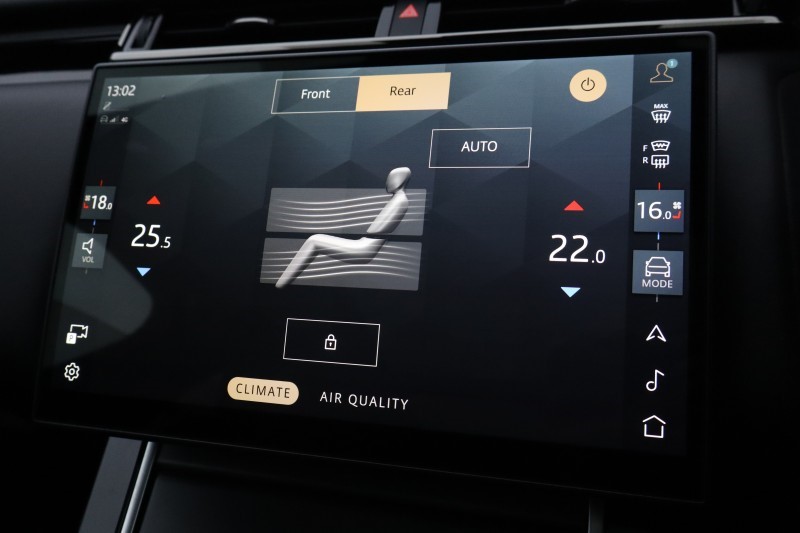 2024 (24) LAND ROVER RANGE ROVER VELAR 2.0 D200 MHEV Dynamic HSE 5dr Auto 5771314