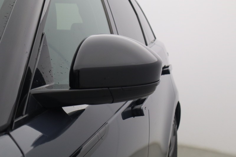 2024 (24) LAND ROVER RANGE ROVER VELAR 2.0 D200 MHEV Dynamic HSE 5dr Auto 5771268