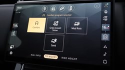 2024 (24) LAND ROVER RANGE ROVER VELAR 2.0 D200 MHEV Dynamic HSE 5dr Auto 5771316