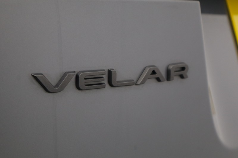 2025 (25) LAND ROVER RANGE ROVER VELAR 2.0 P400e Autobiography 5dr Auto [Revised] 5787582