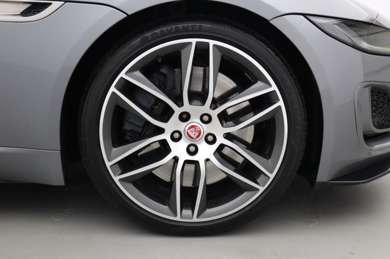 2021 (21) JAGUAR F-TYPE 5.0 P450 Supercharged V8 R-Dynamic 2dr Auto AWD 5807352