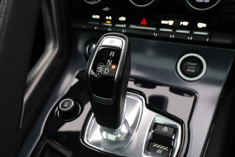 2021 (21) JAGUAR F-TYPE 5.0 P450 Supercharged V8 R-Dynamic 2dr Auto AWD 5807386
