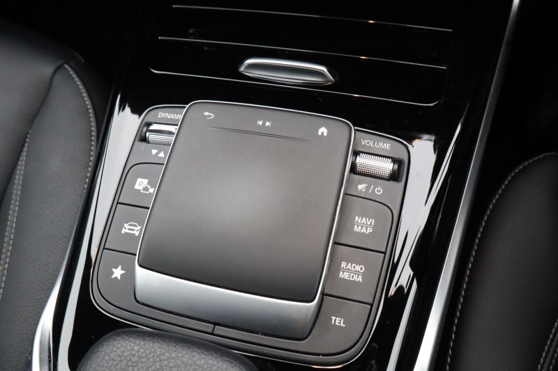 2021 (71) MERCEDES-BENZ CLA 35 4Matic 4dr Tip Auto 5754732