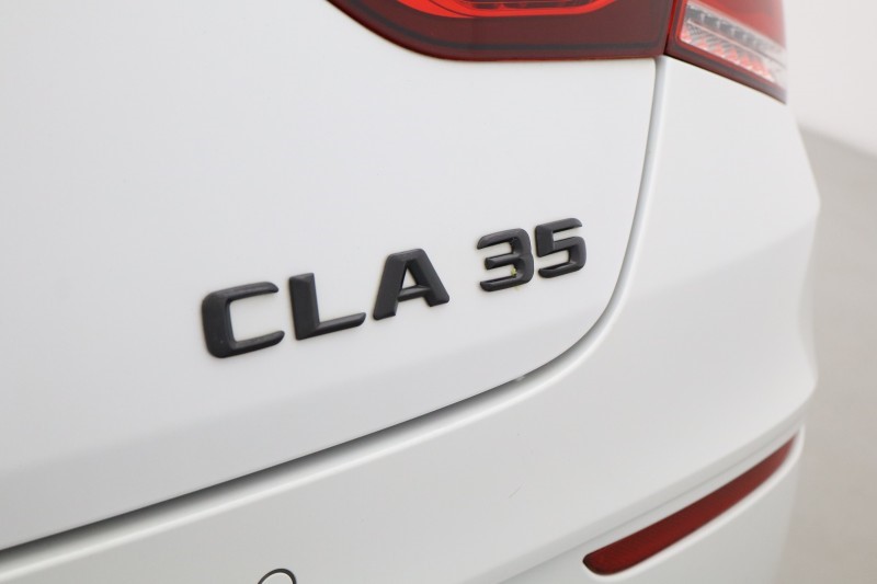 2021 (71) MERCEDES-BENZ CLA 35 4Matic 4dr Tip Auto 5754705