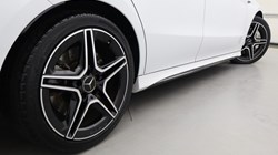 2021 (71) MERCEDES-BENZ CLA 35 4Matic 4dr Tip Auto 5754716
