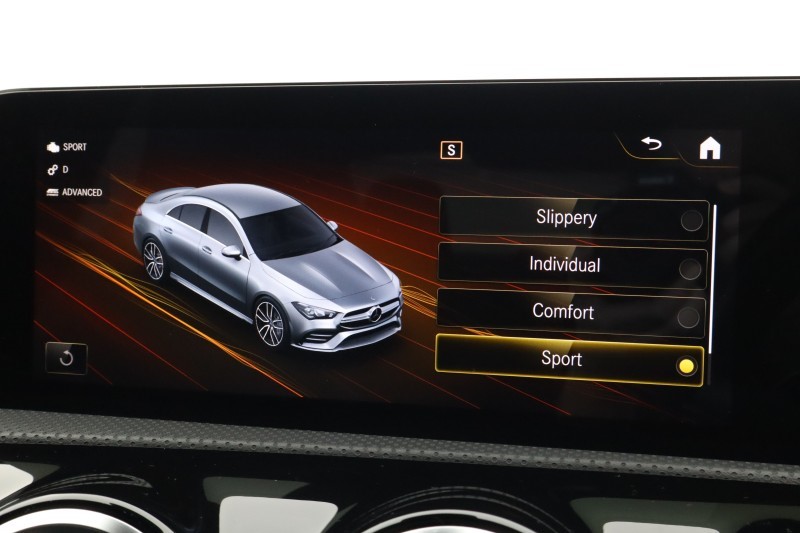 2021 (71) MERCEDES-BENZ CLA 35 4Matic 4dr Tip Auto 5754739