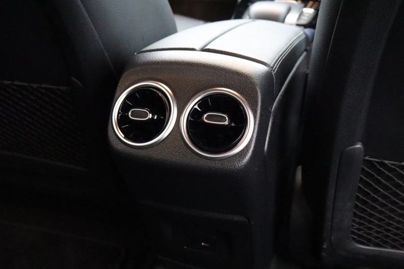 2021 (71) MERCEDES-BENZ CLA 35 4Matic 4dr Tip Auto 5754721