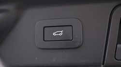 2024 (74) LAND ROVER RANGE ROVER VELAR 2.0 D200 MHEV Dynamic SE 5dr Auto 5776457
