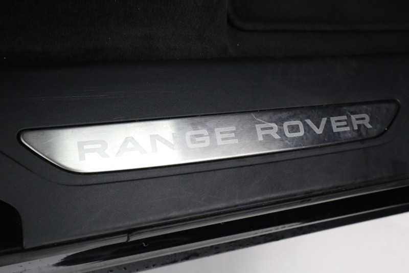 2024 (74) LAND ROVER RANGE ROVER VELAR 2.0 D200 MHEV Dynamic SE 5dr Auto 5776444