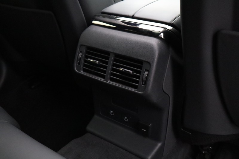 2024 (74) LAND ROVER RANGE ROVER VELAR 2.0 D200 MHEV Dynamic HSE 5dr Auto 5790087