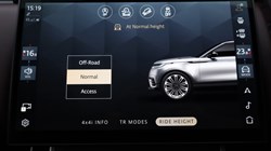2024 (74) LAND ROVER RANGE ROVER VELAR 2.0 D200 MHEV Dynamic HSE 5dr Auto 5790120