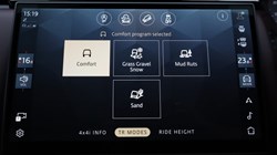 2024 (74) LAND ROVER RANGE ROVER VELAR 2.0 D200 MHEV Dynamic HSE 5dr Auto 5790116