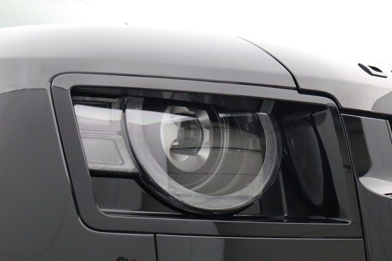 2025 (25) LAND ROVER DEFENDER 3.0 D350 X-Dynamic HSE 130 5dr Auto [8 Seat] 5782185