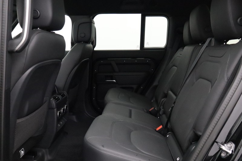 2025 (25) LAND ROVER DEFENDER 3.0 D350 X-Dynamic HSE 130 5dr Auto [8 Seat] 5782177
