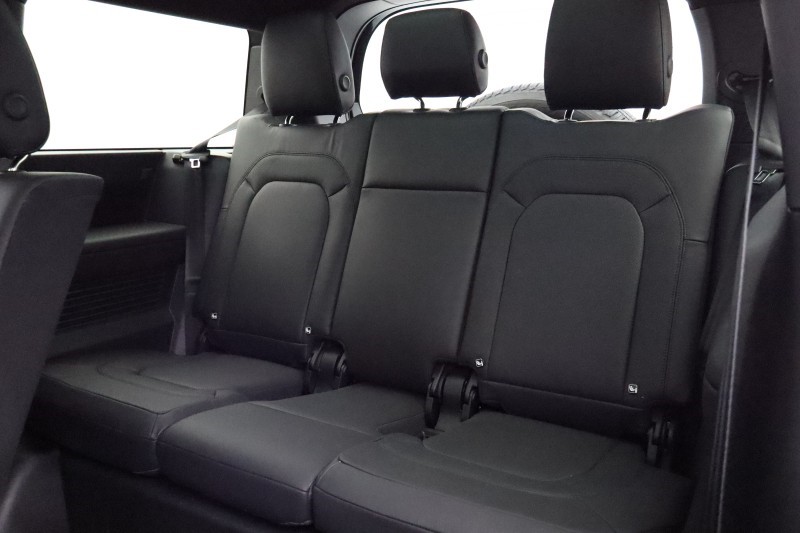 2025 (25) LAND ROVER DEFENDER 3.0 D350 X-Dynamic HSE 130 5dr Auto [8 Seat] 5782178