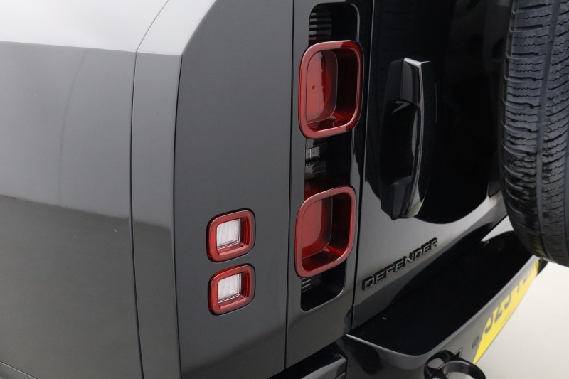 2025 (25) LAND ROVER DEFENDER 3.0 D350 X-Dynamic HSE 130 5dr Auto [8 Seat] 5782190