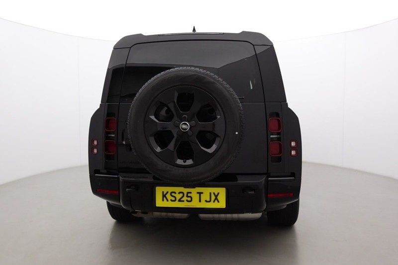 2025 (25) LAND ROVER DEFENDER 3.0 D350 X-Dynamic HSE 130 5dr Auto [8 Seat] 5782170