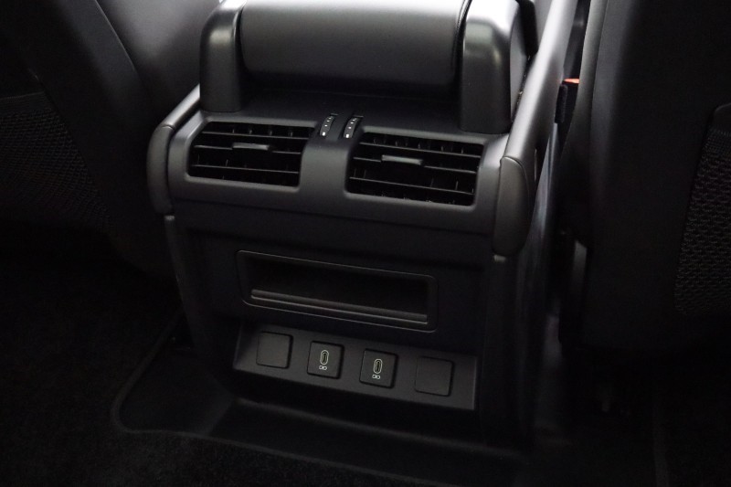 2025 (75) LAND ROVER DEFENDER 3.0 D350 X-Dynamic HSE 90 5dr Auto 5800514