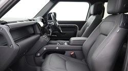 2025 (75) LAND ROVER DEFENDER 3.0 D350 X-Dynamic HSE 90 5dr Auto 5800482