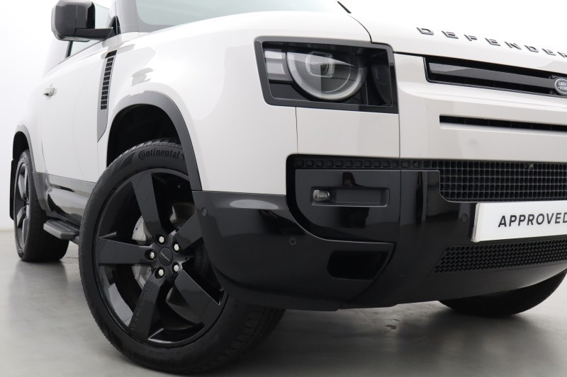 2025 (75) LAND ROVER DEFENDER 3.0 D350 X-Dynamic HSE 90 5dr Auto 5800500