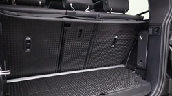 2025 (75) LAND ROVER DEFENDER 3.0 D350 X-Dynamic HSE 90 5dr Auto 5800504