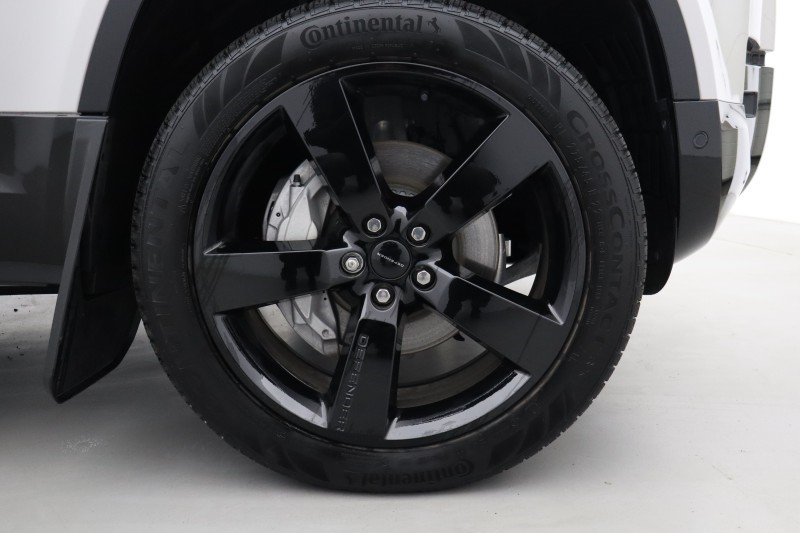 2025 (75) LAND ROVER DEFENDER 3.0 D350 X-Dynamic HSE 90 5dr Auto 5800486