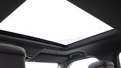 2024 (74) LAND ROVER DISCOVERY 3.0 D350 Dynamic HSE 5dr Auto 5780600