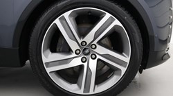 2024 (74) LAND ROVER DISCOVERY 3.0 D350 Dynamic HSE 5dr Auto 5780579