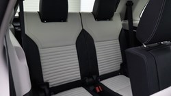 2025 (74) LAND ROVER DISCOVERY 3.0 D350 Dynamic HSE 5dr Auto 5816186