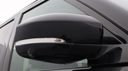 2025 (74) LAND ROVER DISCOVERY 3.0 D350 Dynamic HSE 5dr Auto 5816126