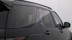 2025 (74) LAND ROVER DISCOVERY 3.0 D350 Dynamic HSE 5dr Auto 5816175
