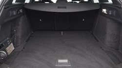 2025 (25) PEUGEOT 308 1.2 Hybrid 136 GT 5dr e-DSC6 5765176
