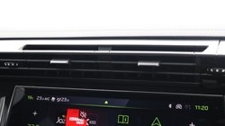 2025 (25) PEUGEOT 308 1.2 Hybrid 136 GT 5dr e-DSC6 5765187