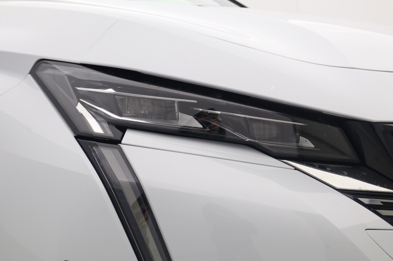 2025 (25) PEUGEOT 308 1.2 Hybrid 136 GT 5dr e-DSC6 5765153